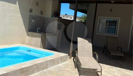 Casa à venda com 3 quartos, sendo 1 suíte,  em Maria Joaquina (tamoios), Cabo Frio, RJ