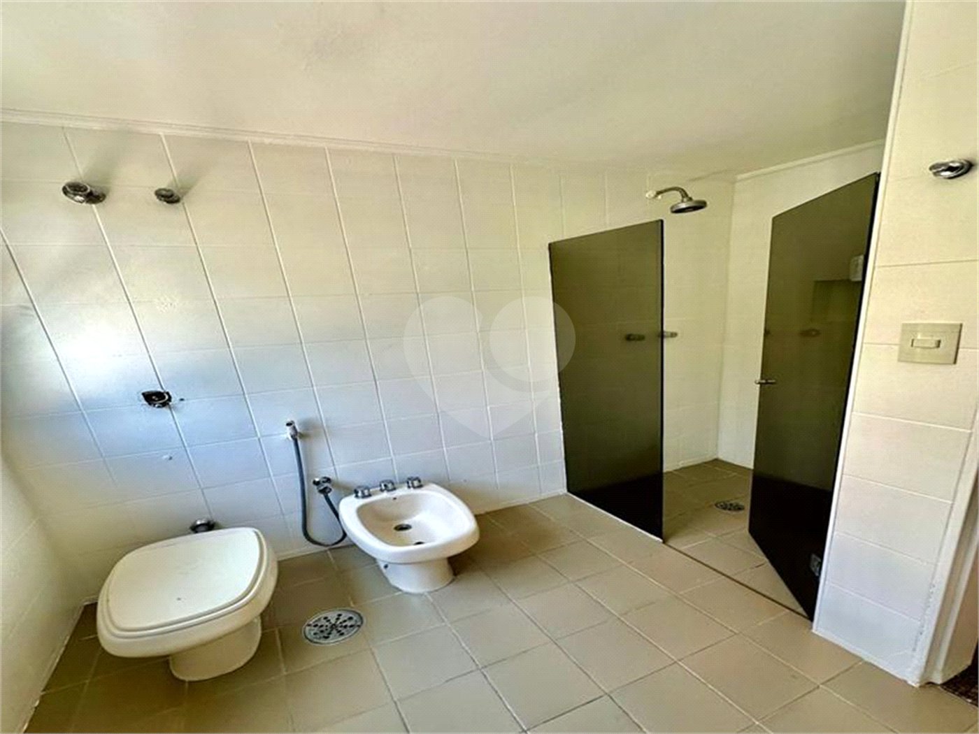 Apartamento à venda com 3 quartos, sendo 1 suíte, em Itaim Bibi, São Paulo, SP