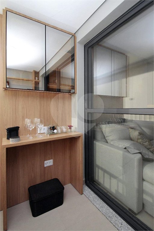 Apartamento à venda com 1 suíte em Moema, São Paulo, SP