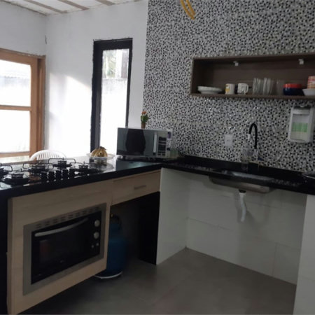 Casa com 4 dormitórios à venda, 180 m² por R$ 650.000,00 - Jardim Virginia - Guarujá/SP