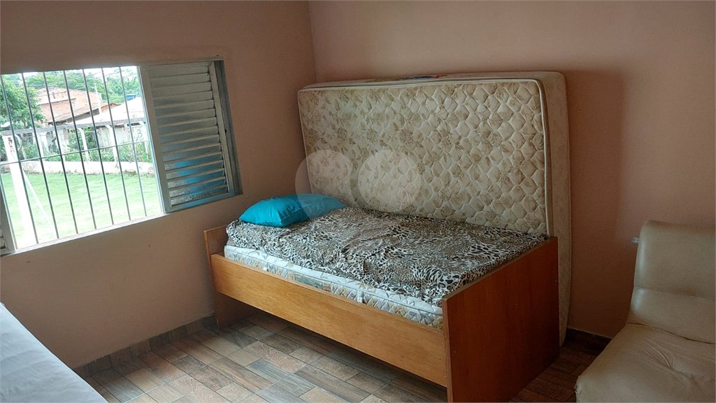 Chácara à venda com 4 quartos no Centro, Araçoiaba da Serra, SP