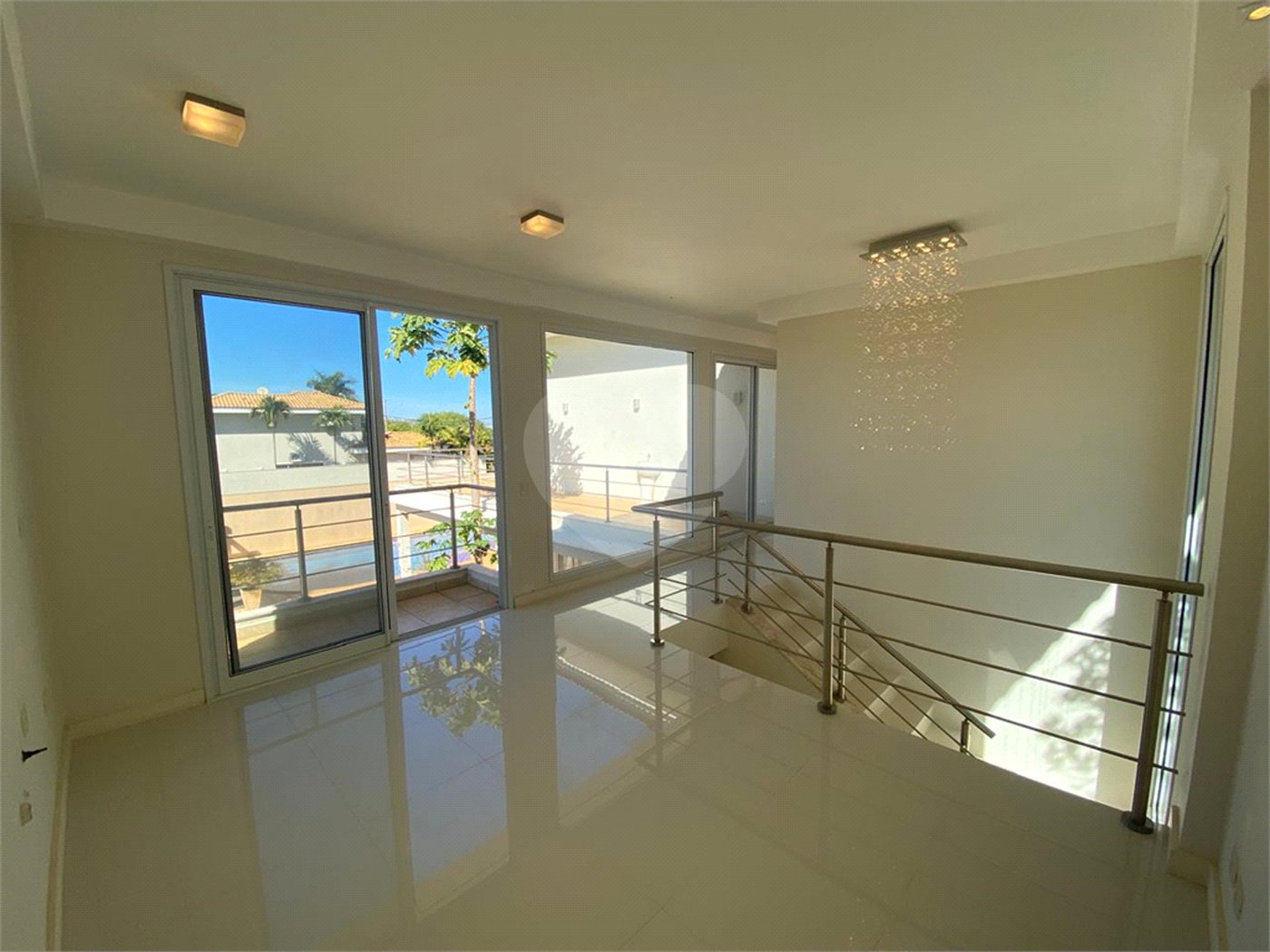 Casa á venda condomínio Damha I