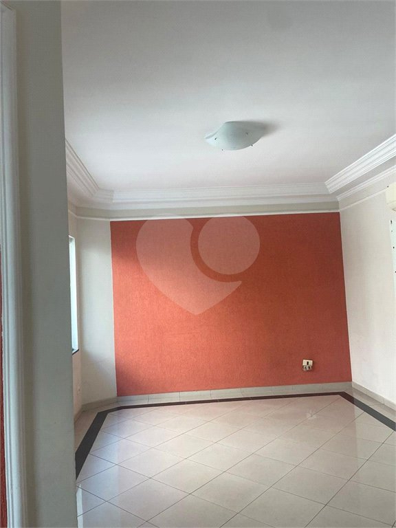 Casa à venda com 3 quartos, sendo 1 suíte,  no condomínio Palm Residence, Santo André - SP