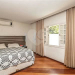 Casa de Vila à venda com 5 quartos, sendo 3 suítes, em Jardim Marajoara, São Paulo, SP