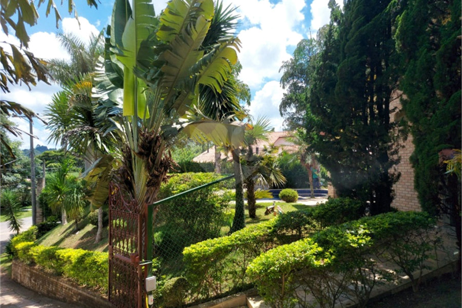 Casa à venda com 5 suítes em Canguera, São Roque, SP