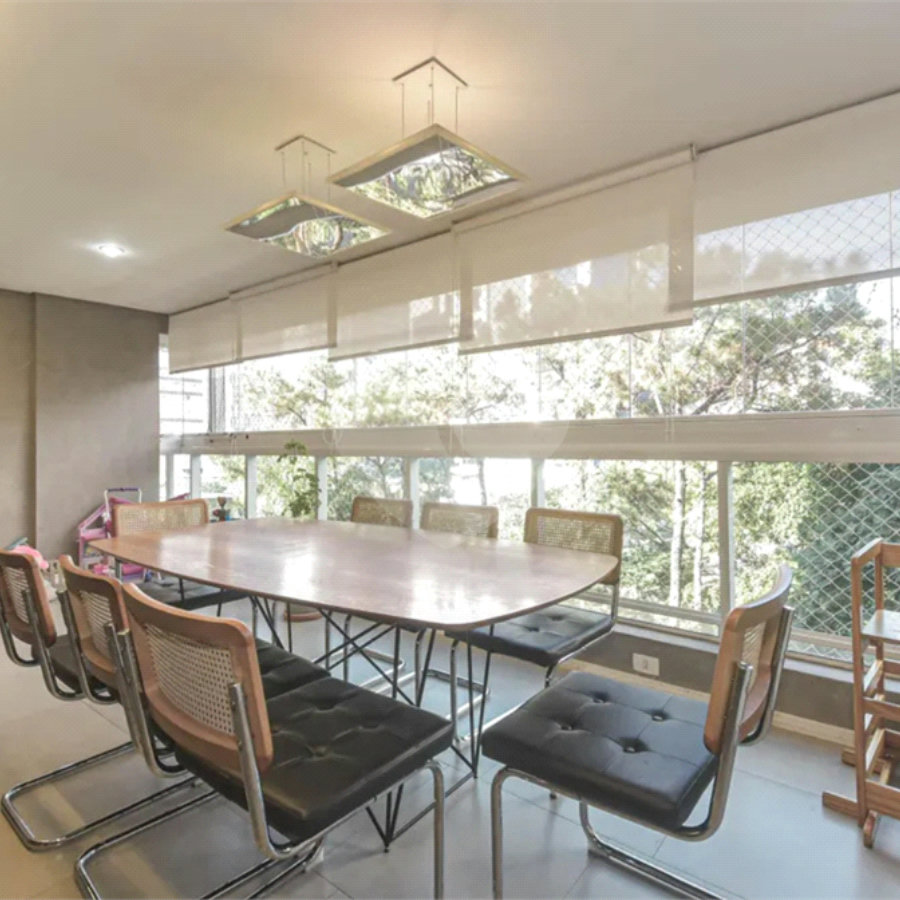 Apartamento à venda com 3 suítes em Vila Gertrudes, São Paulo, SP