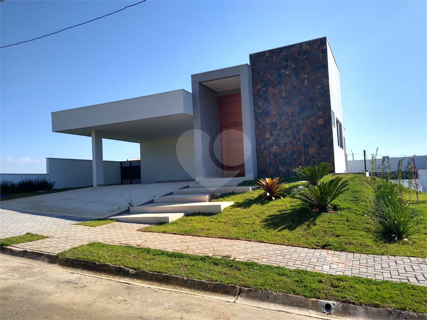 Casa à venda com 3 suítes no condomínio Residencial Terras da Alvorada, Itupeva - SP