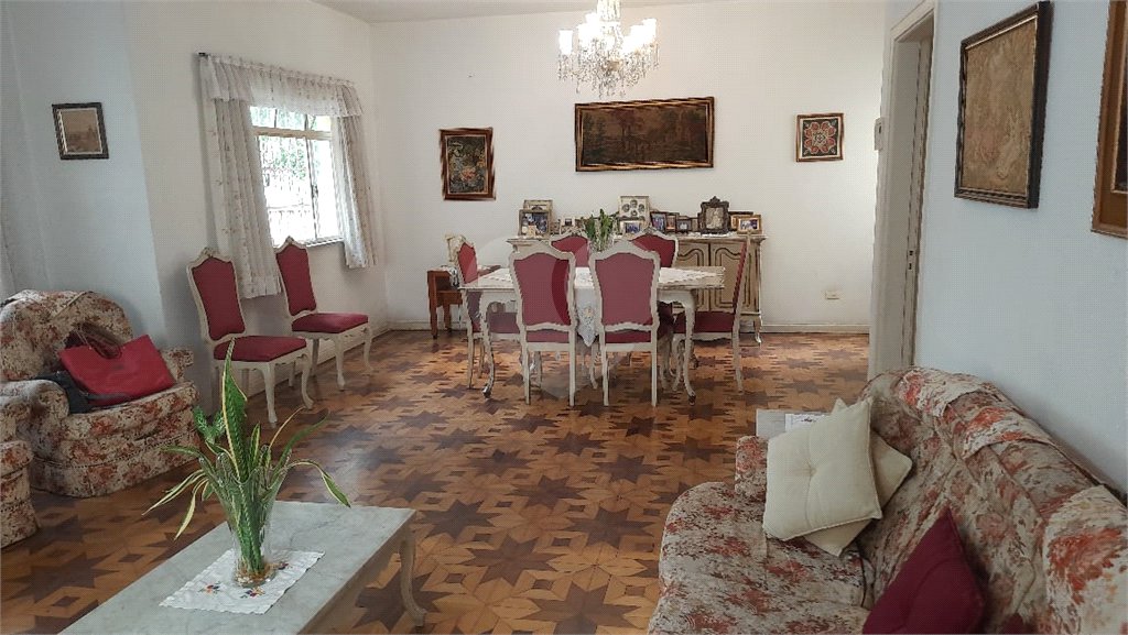 Casa à venda com 4 quartos em Jardim Europa, São Paulo, SP