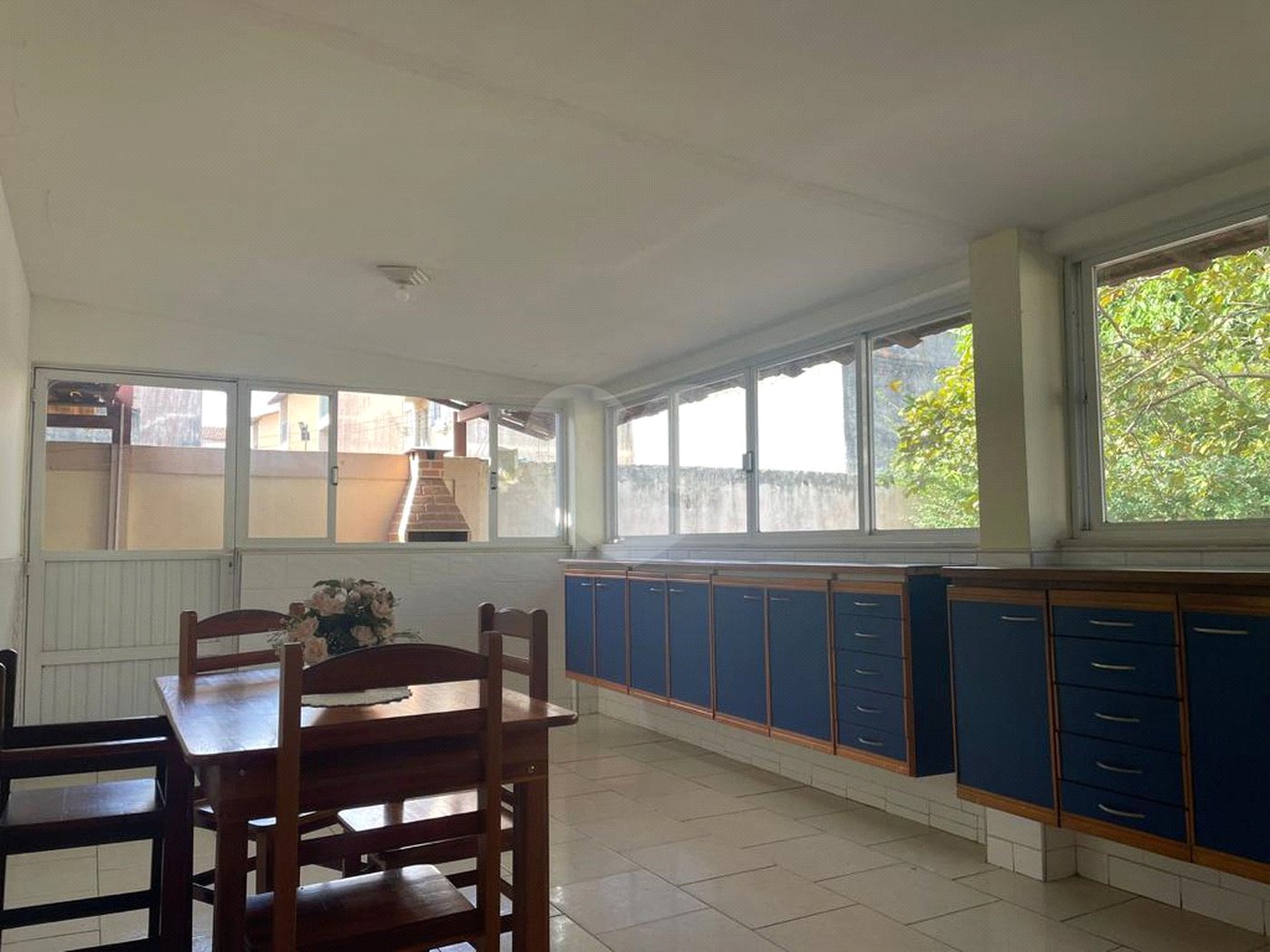 Casa à venda com 4 quartos em Santa Cruz, Rio de Janeiro, RJ