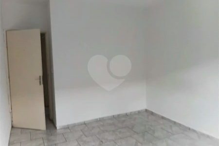 Casa com 2 dormitórios para alugar, 90 m²- Jardim Villaça - São Roque/SP