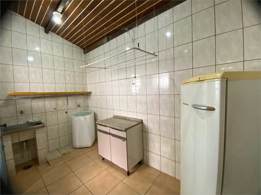 Casa Térrea para alugar com 3 quartos, sendo 1 suíte, em Jardim Alvinópolis, Atibaia, SP