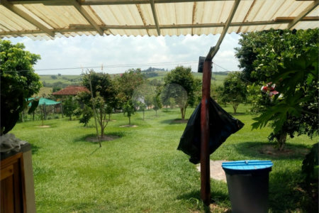 Chácara à venda com 5 quartos, sendo 2 suítes,  no Centro, Sarapuí, SP
