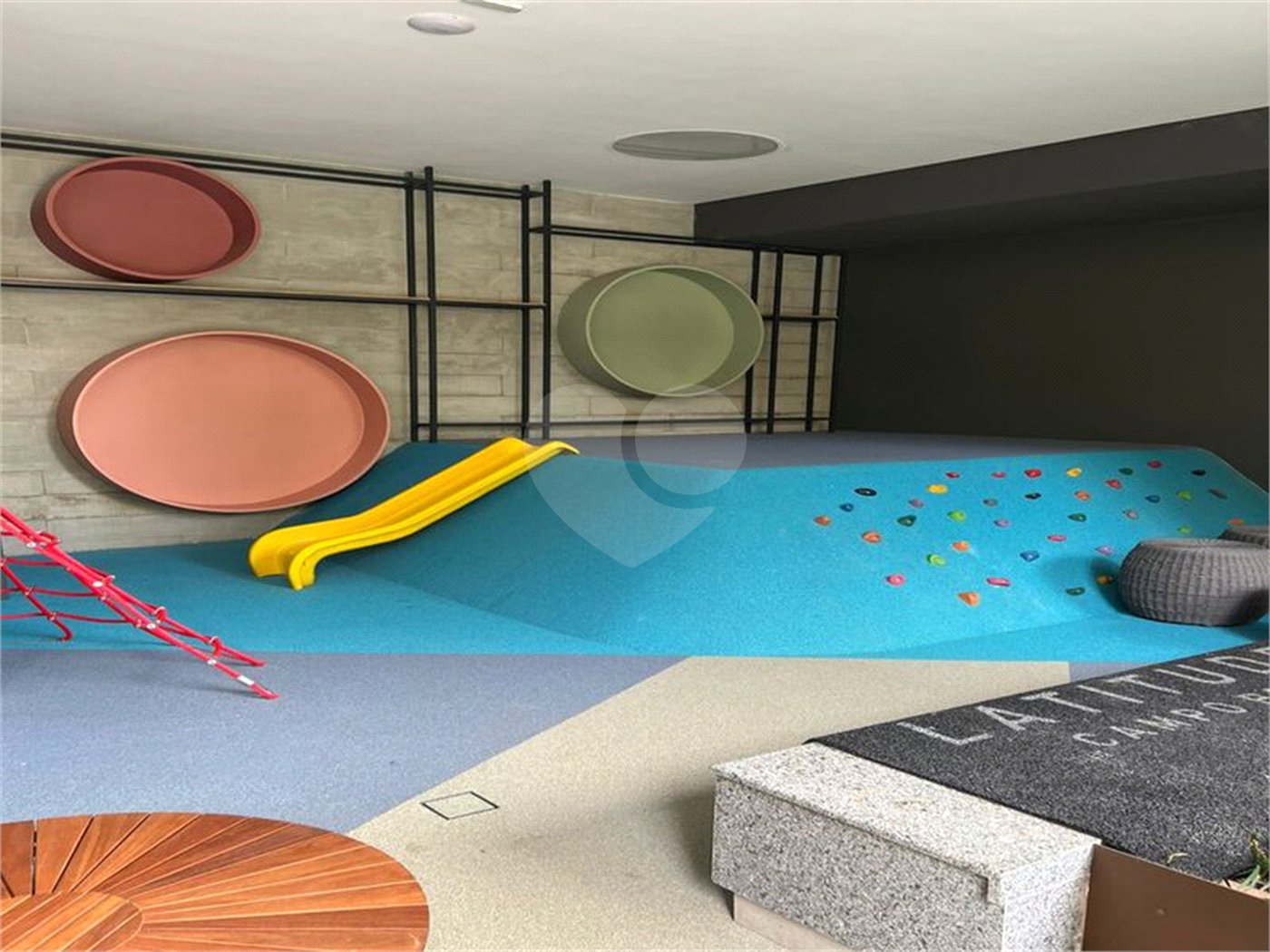 Apartamento à venda com 3 suítes em Campo Belo, São Paulo, SP