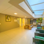 Casa à venda com 4 quartos, sendo 2 suítes,  no condomínio Floradas da Serra, São Paulo - SP