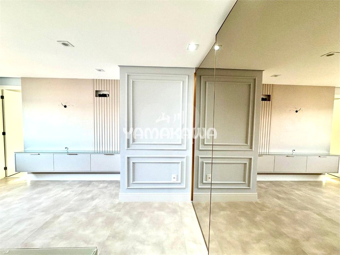 Apartamento à venda com 3 suítes em Vila Regente Feijó, São Paulo, SP