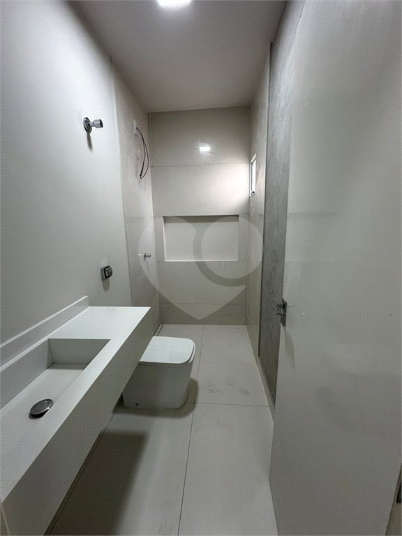 Casa à venda com 3 quartos, sendo 1 suíte,  em Flanboyant Residencial Park, Ponta Porã, MS