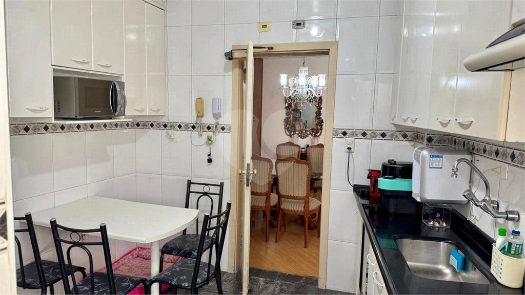 Apartamento à venda com 3 quartos, sendo 1 suíte, em Consolação, São Paulo, SP