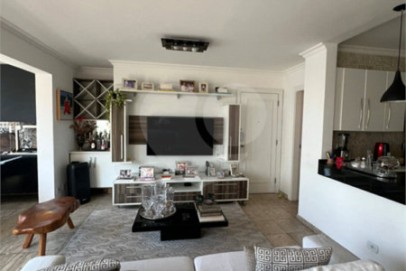 Apartamento à venda com 4 quartos, sendo 2 suítes,  em Vila Andrade, São Paulo, SP