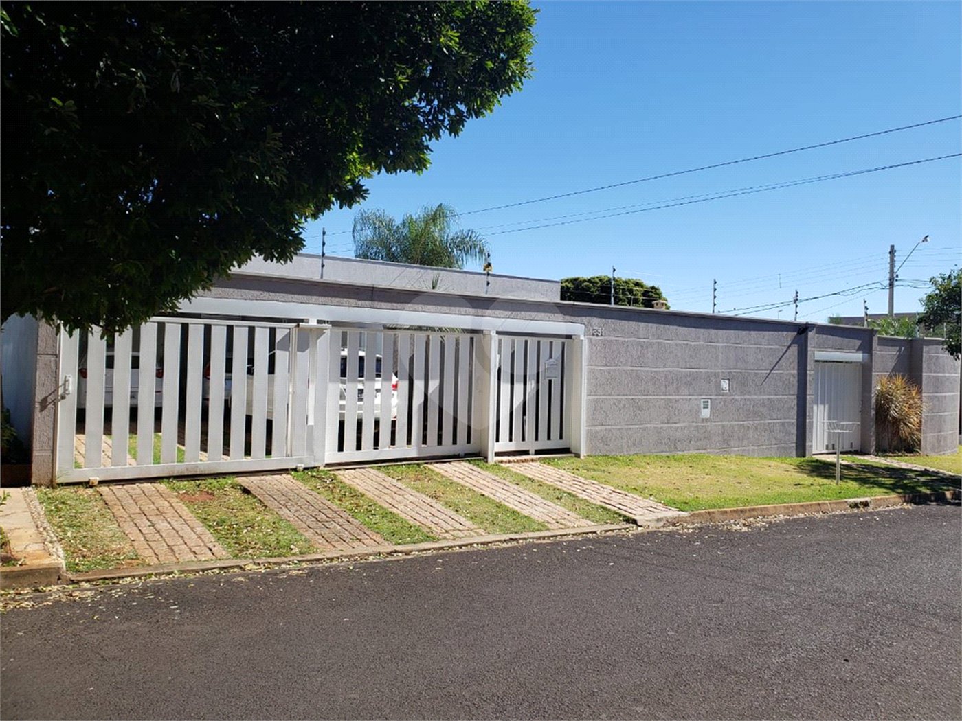 Casa à venda com 3 suítes em Vila Harmonia, Araraquara, SP