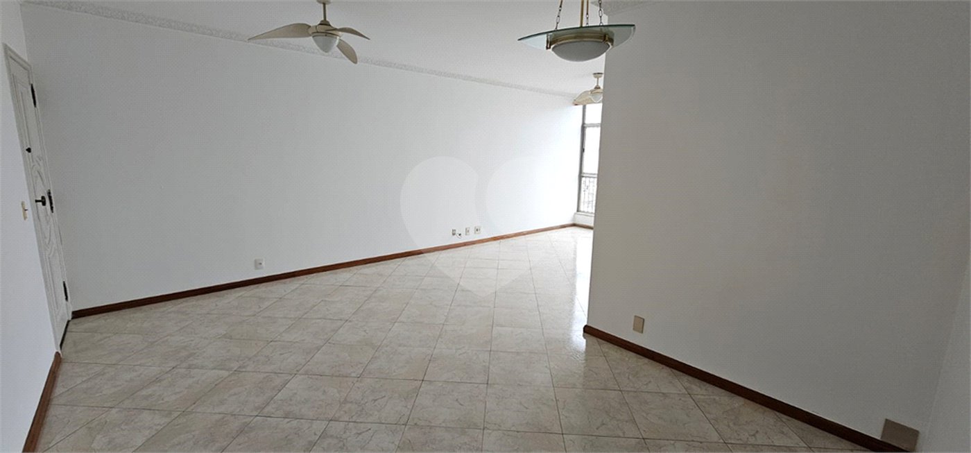 Apartamento à venda com 4 quartos, sendo 1 suíte, em Tijuca, Rio de Janeiro, RJ