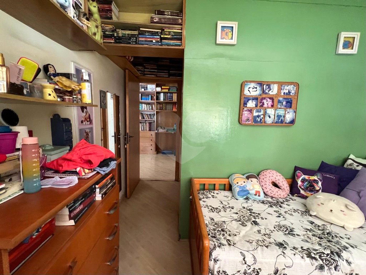 Casa à venda com 4 quartos, sendo 1 suíte, em Jardim das Vertentes, São Paulo, SP