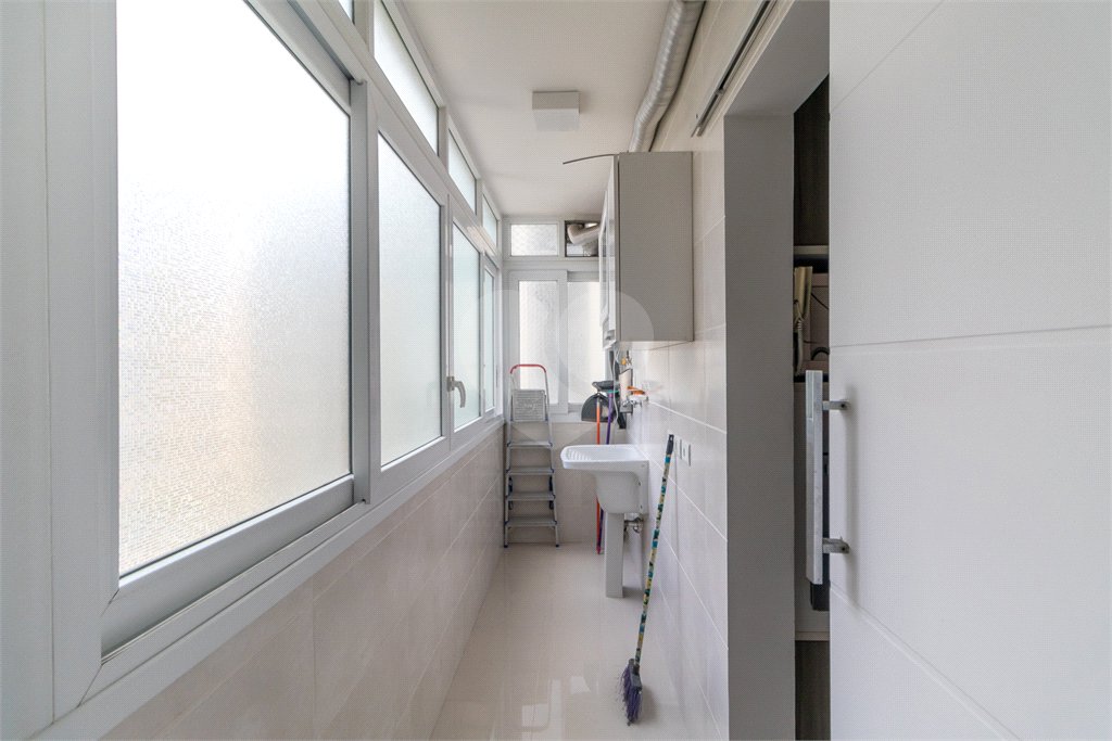 Apartamento à venda com 2 quartos, sendo 1 suíte, em Jardim Paulista, São Paulo, SP