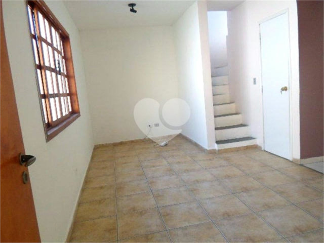 Casa em condomínio para alugar com 3 quartos, sendo 1 suíte,  em Vila Isolina Mazzei, São Paulo, SP