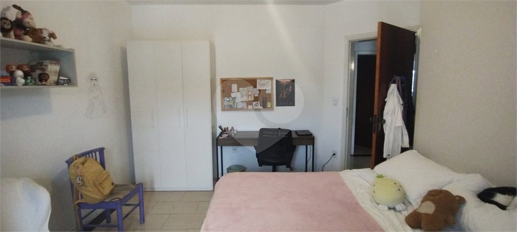 Casa à venda com 4 quartos, sendo 1 suíte, em Jardim Guadalajara, Sorocaba, SP