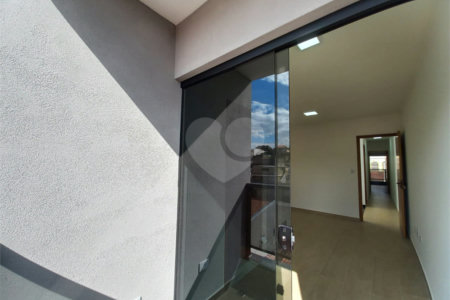 Sobrado à venda com 3 suítes em Vila Roque, São Paulo, SP