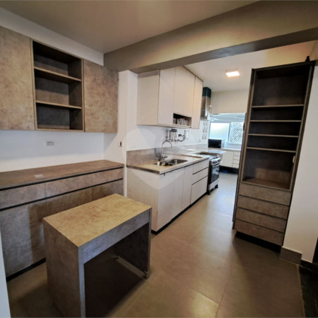 Apartamento à venda com 3 quartos, sendo 1 suíte, em Vila Uberabinha, São Paulo, SP