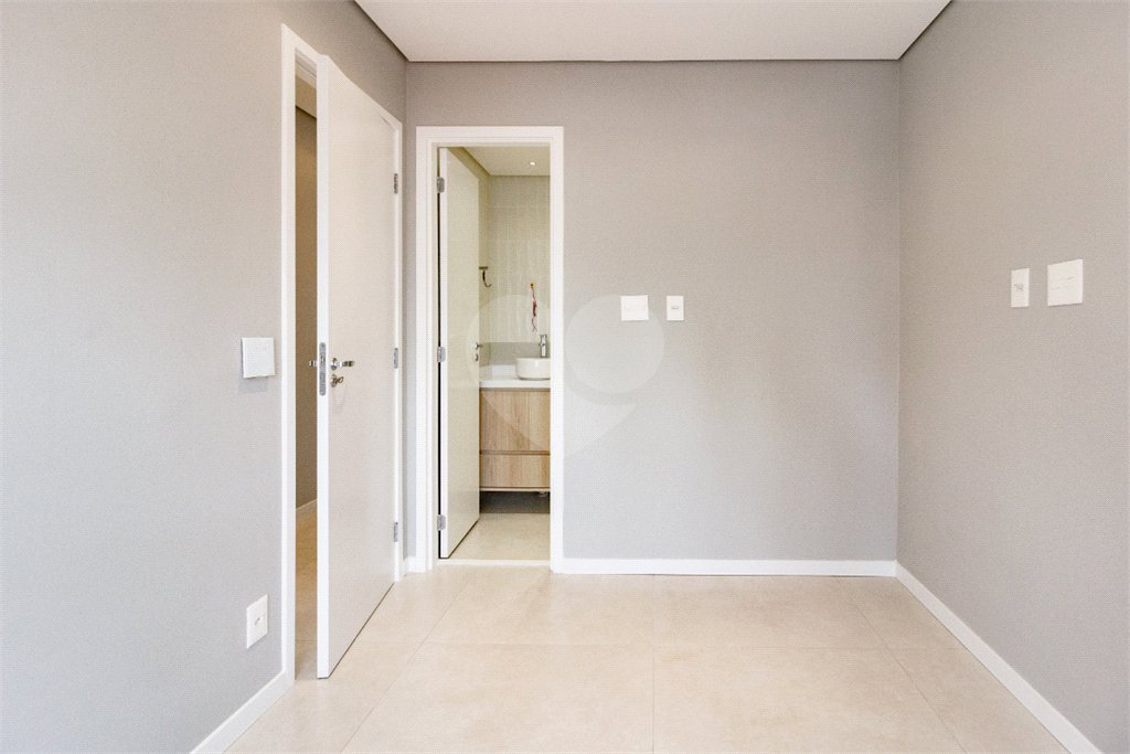 Apartamento à venda com 3 quartos, sendo 2 suítes, em Brooklin, São Paulo, SP