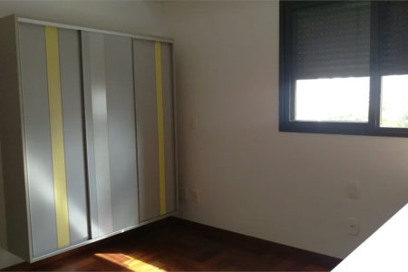 Apartamento à venda com 4 suítes em Vila Suzana, São Paulo, SP