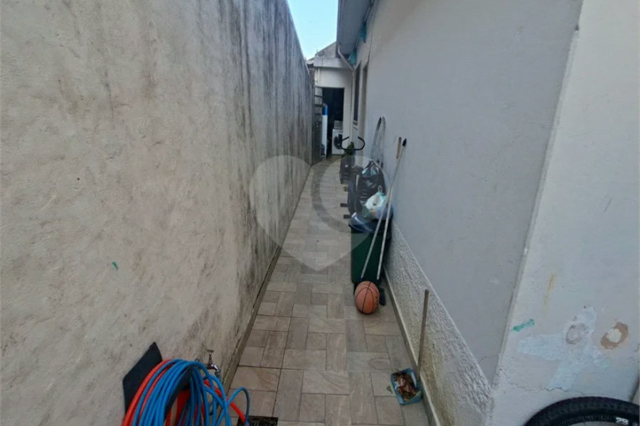 Casa Térrea à venda com 5 quartos, sendo 1 suíte,  em Chora Menino, São Paulo, SP