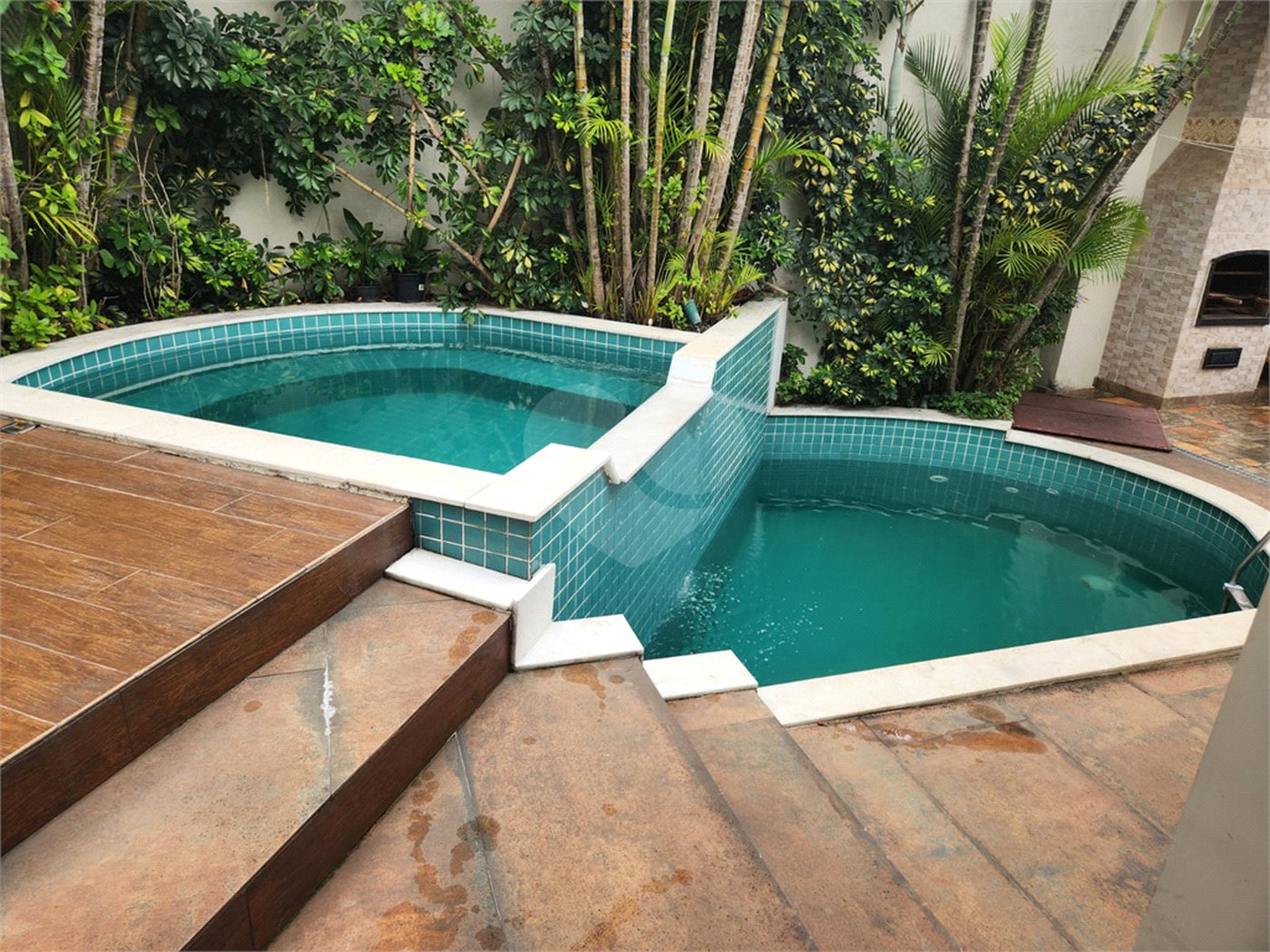 Casa à venda com 4 quartos, sendo 2 suítes,  em Vila Romana, São Paulo, SP