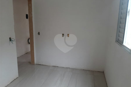 Casa à venda com 2 quartos, sendo 1 suíte, em Bosque dos Eucaliptos, São José dos Campos, SP