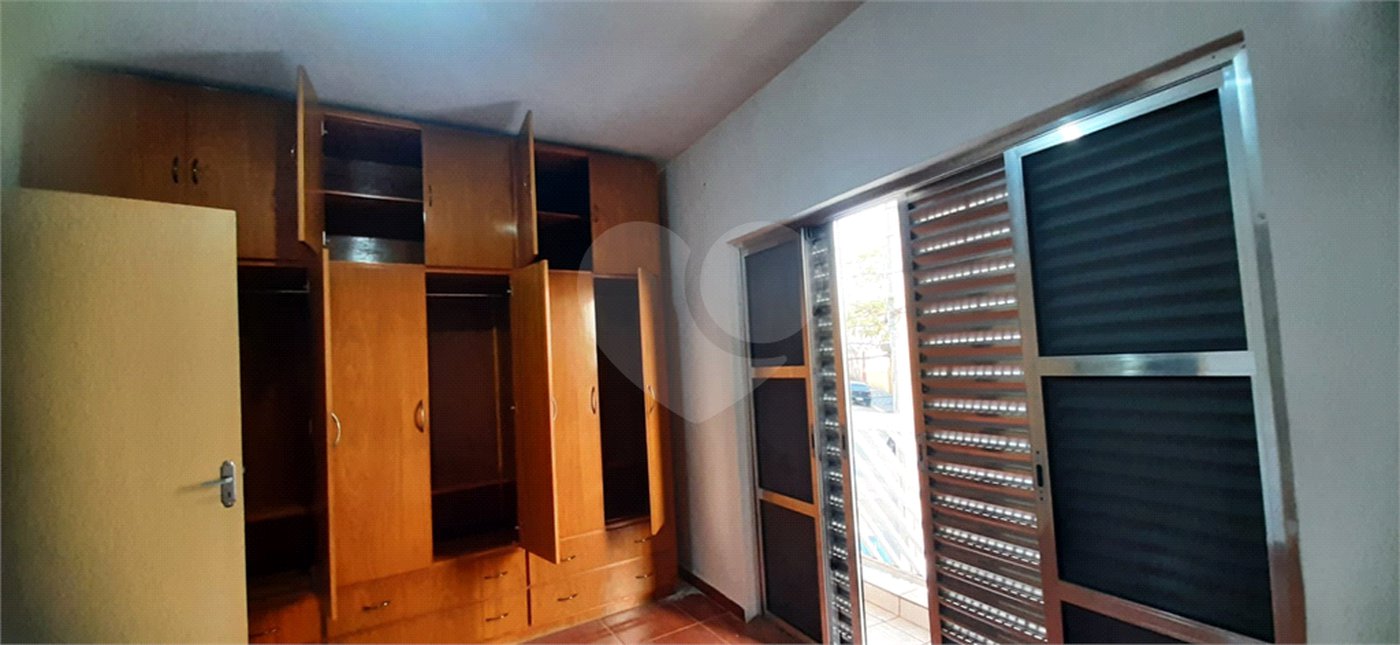 Sobrado à venda com 3 quartos em Jardim Guairaca, São Paulo, SP