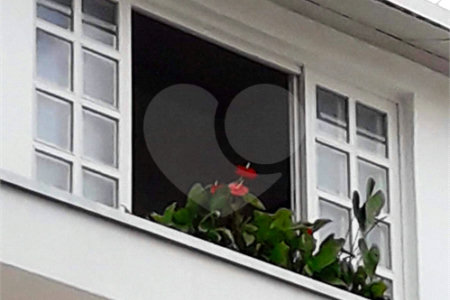 Casa à venda com 3 quartos, sendo 1 suíte,  em Jardim Aeroporto, São Paulo, SP