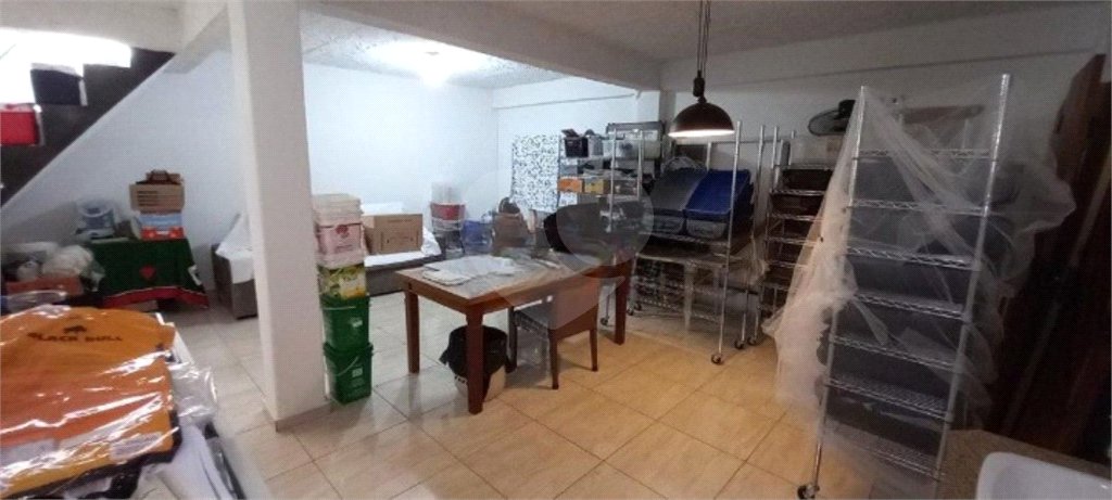 Casa à venda com 3 quartos, sendo 1 suíte, em Vila Barcelona, Sorocaba, SP