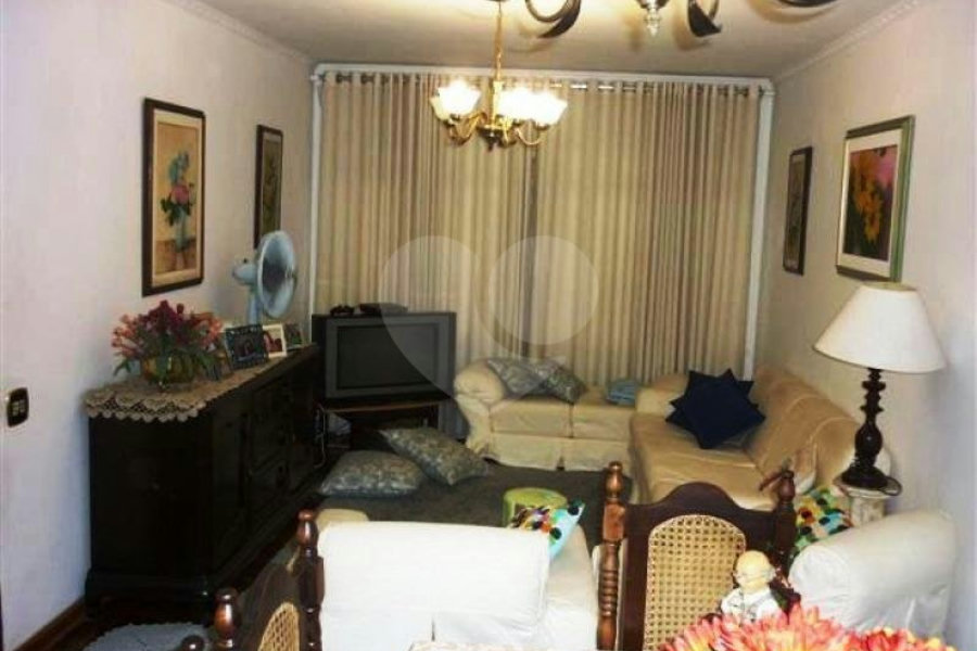 Sobrado à venda com 3 quartos, sendo 1 suíte, em Vila Aurora (zona Norte), São Paulo, SP