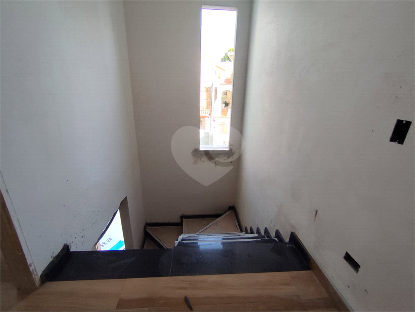 Sobrado à venda com 3 quartos, sendo 1 suíte, em Jardim do Colégio (zona Norte), São Paulo, SP