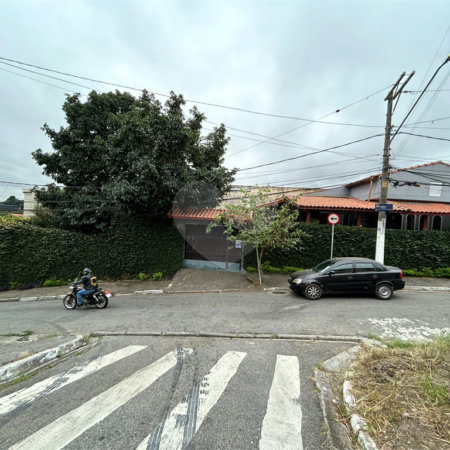 Casa à venda com 3 quartos em Parque Sonia, São Paulo, SP