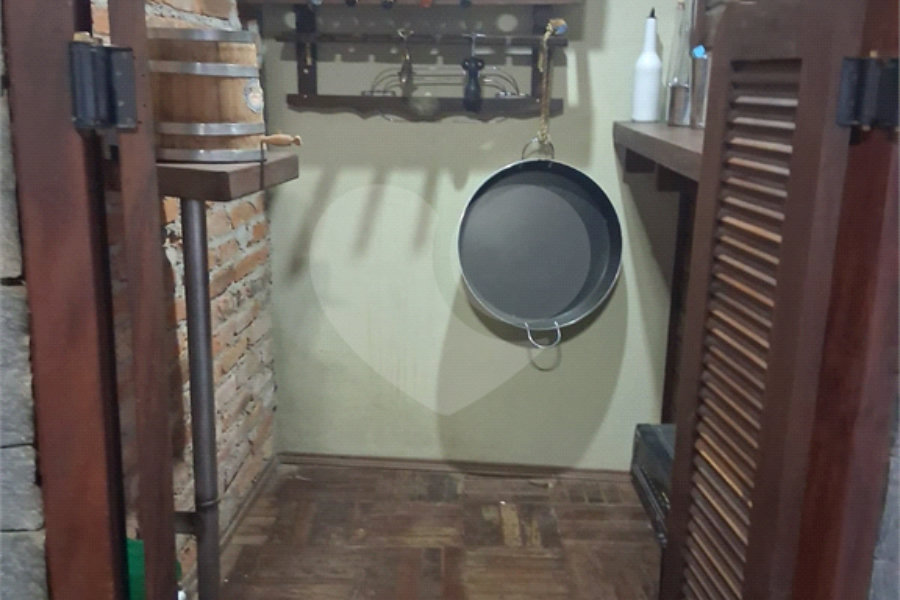 Casa à venda com 3 suítes no condomínio Alpes da Cantareira, Mairiporã - SP