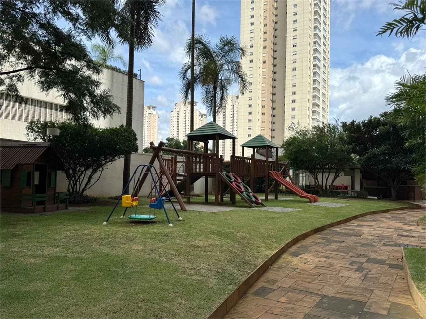 Apartamento à venda com 4 quartos, sendo 3 suítes, em Vila Leopoldina, São Paulo, SP