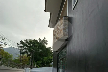 Casa à venda com 3 quartos, sendo 1 suíte, em Vargem Pequena, Rio de Janeiro, RJ