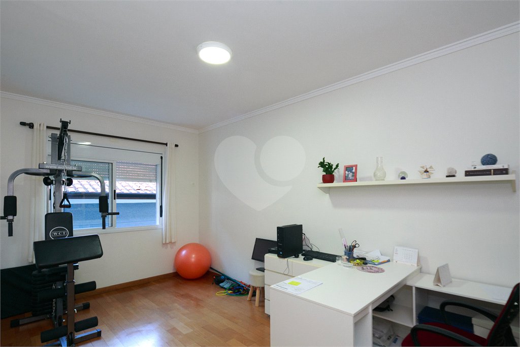Sobrado à venda com 4 quartos, sendo 3 suítes, em Brooklin, São Paulo, SP