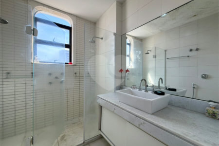 Apartamento à venda com 5 quartos, sendo 3 suítes, em Tijuca, Rio de Janeiro, RJ