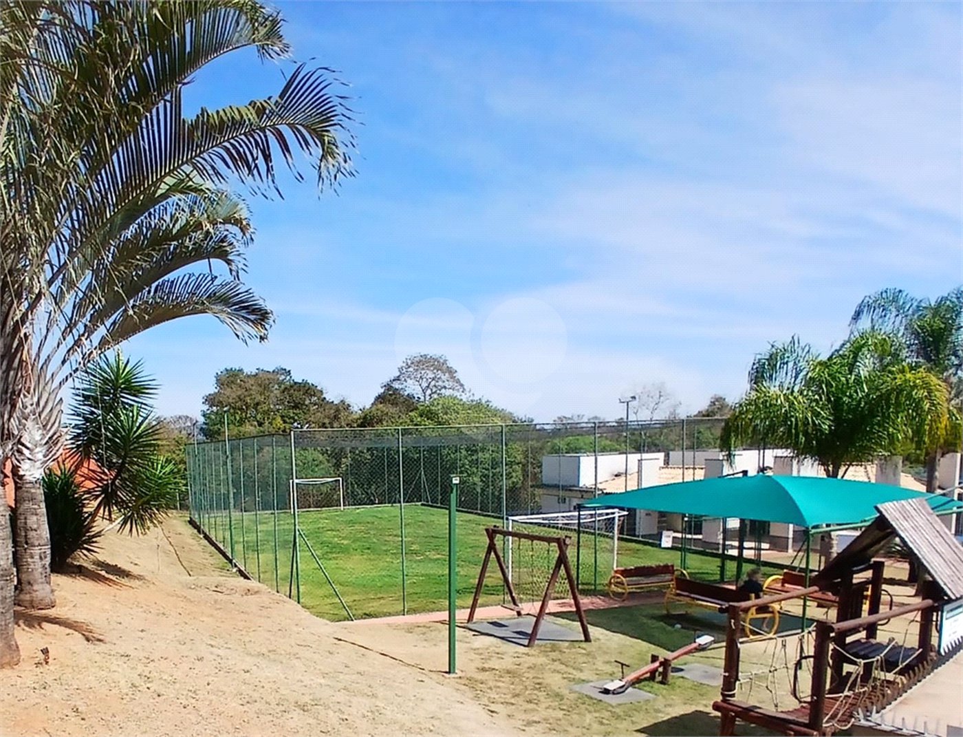 Casa à venda com 3 quartos, sendo 1 suíte, no condomínio Golden Park Residence II, Sorocaba - SP