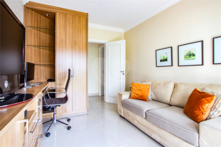 Apartamento à venda com 4 quartos, sendo 3 suítes, em Cidade Monções, São Paulo, SP
