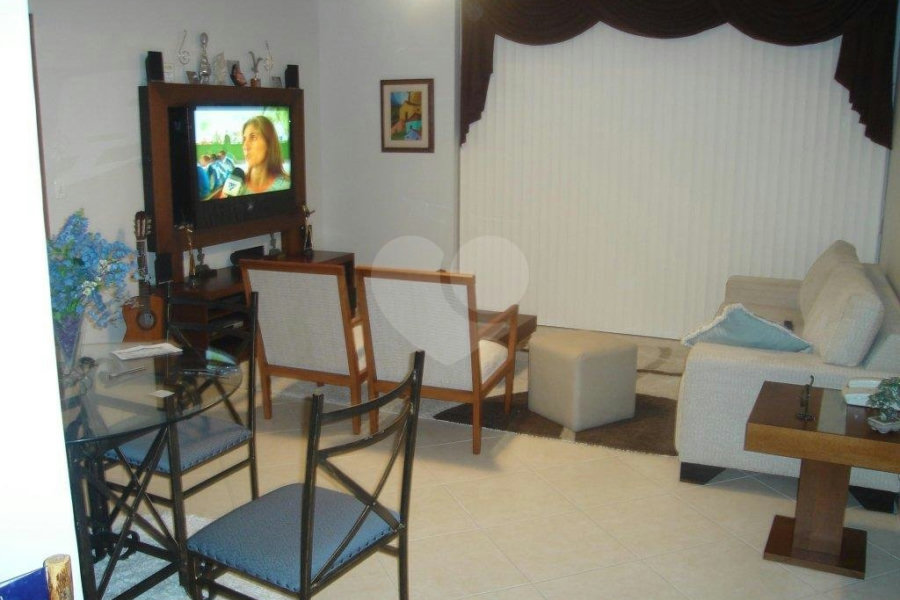 Apartamento à venda com 3 quartos, sendo 1 suíte, em Aviação, Praia Grande, SP