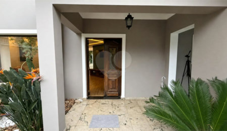 Casa à venda com 4 quartos, sendo 2 suítes,  em Interlagos, São Paulo, SP